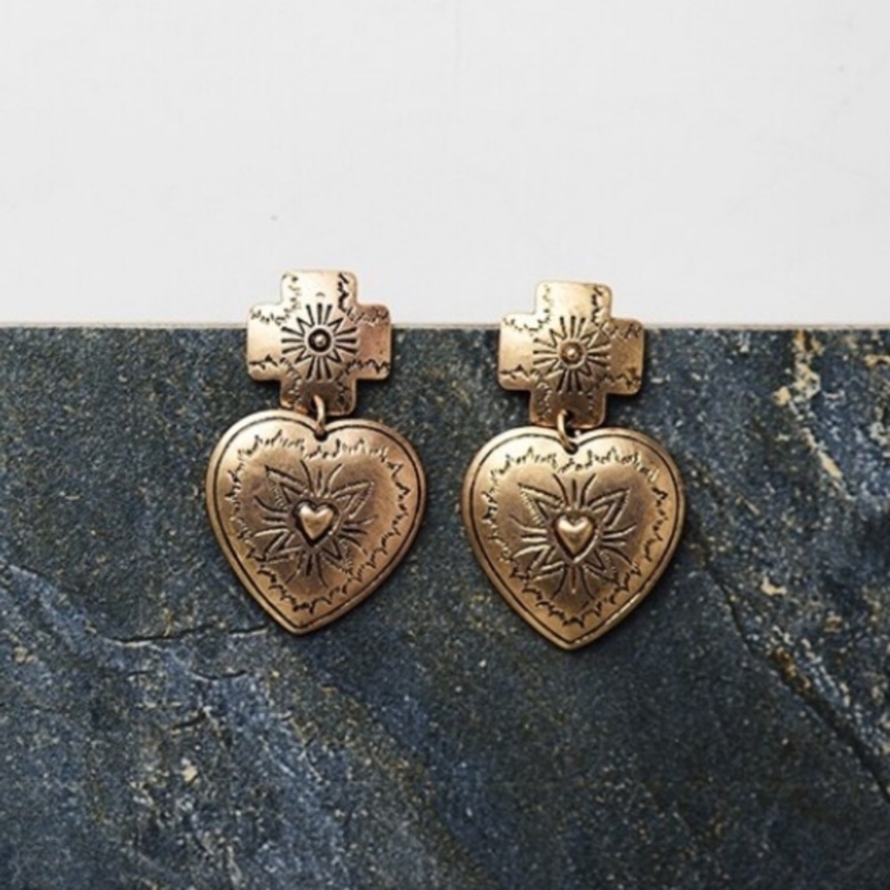Aztec Heart & Cross Dangle Earrings - Picture 8 of 9
